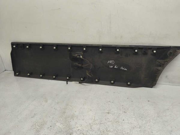 MOULURE ARRIERE DROIT MAN TGE/ VW CRAFTER 2017+ - Vue 2